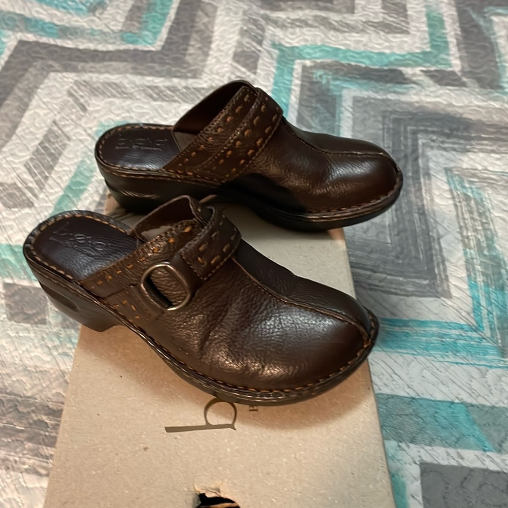 BOC slip on shoes